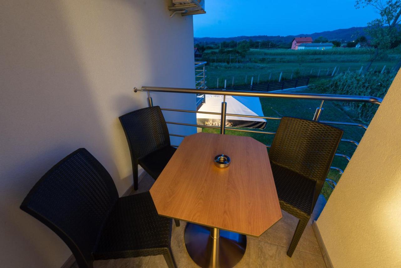 Hostal Sobe Mili Ozren Doboj Exterior foto