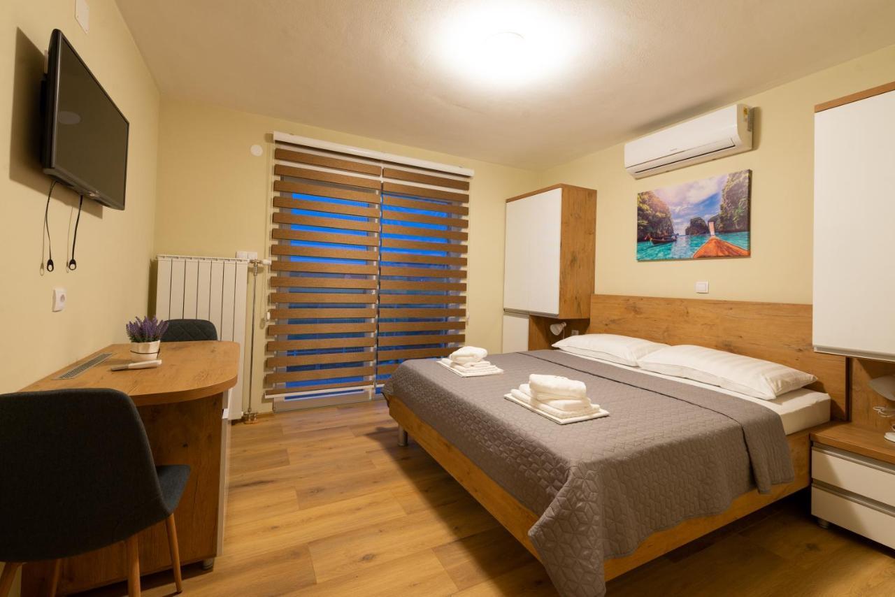 Hostal Sobe Mili Ozren Doboj Exterior foto